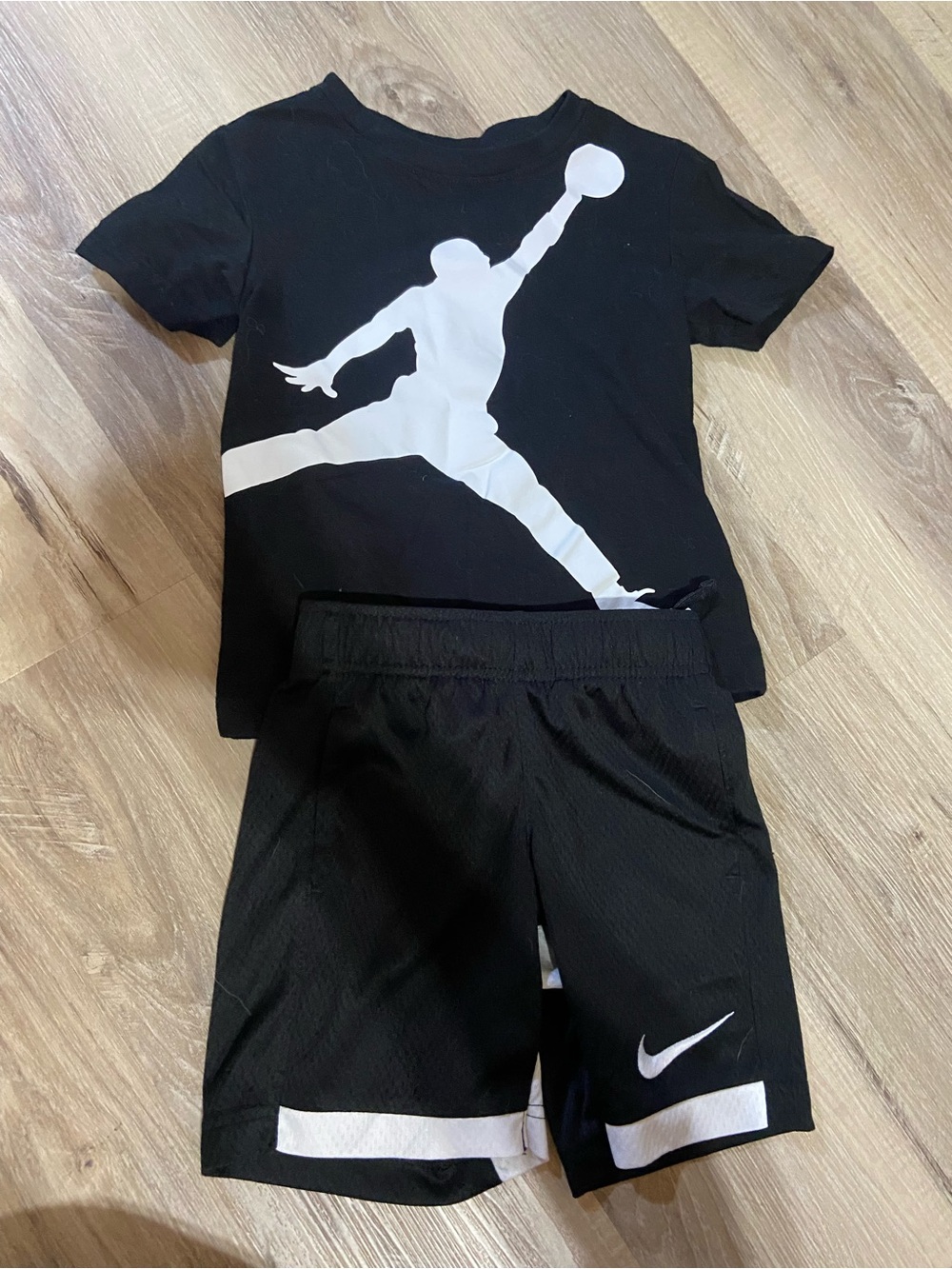 Kids Black Jordan x Nike 2-Piece Set